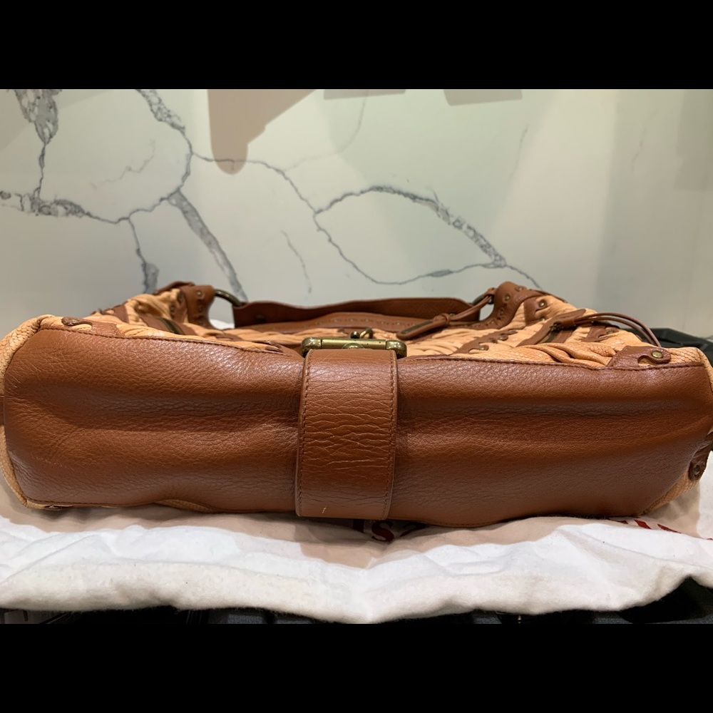 Isabella Fiore hobo bag - Picture 5 of 5